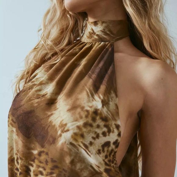 Ecote Delphine Halterneck Mini Dress - Picture 3 of 4